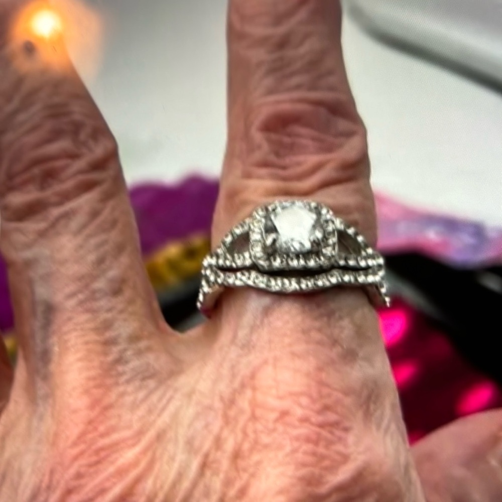 Ladies ss/rhodium round ring, has band that nestles next to it - Picture 1 of 6
